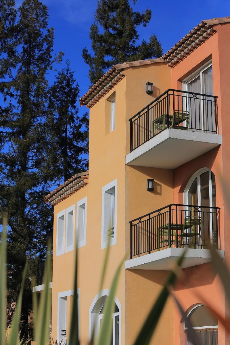 Adonis Mougins Aparthotel Exteriör bild