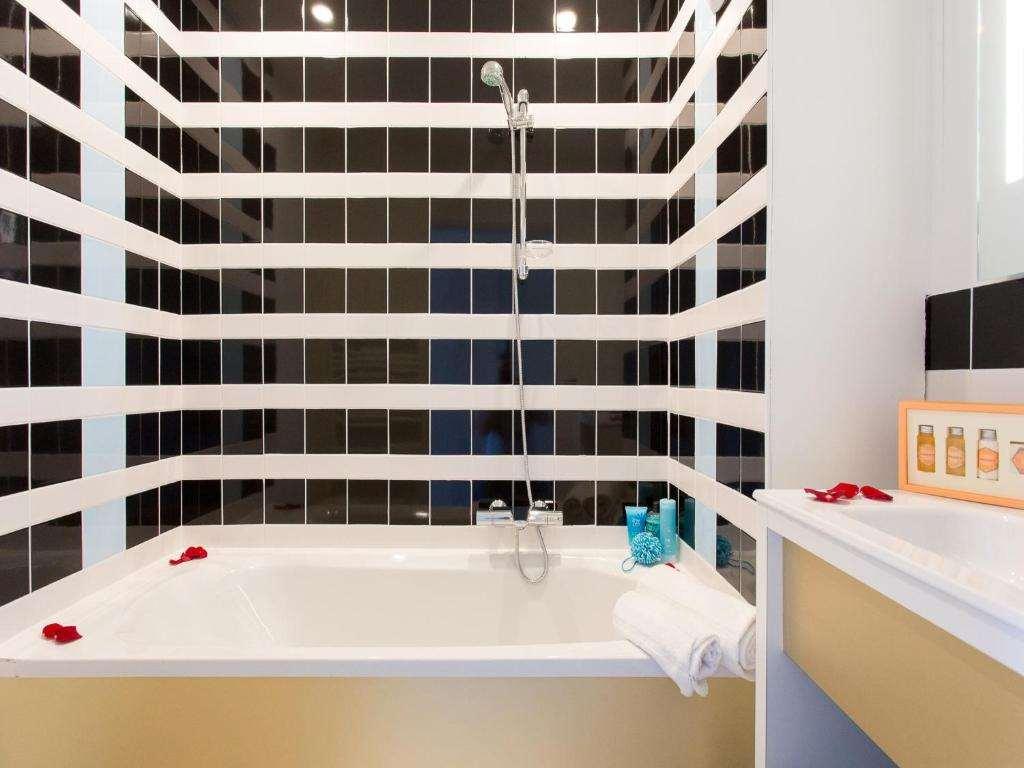 Adonis Mougins Aparthotel Rum bild
